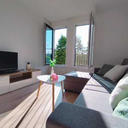 Apartment Sanya #3 Ljubljana Bagian luar foto